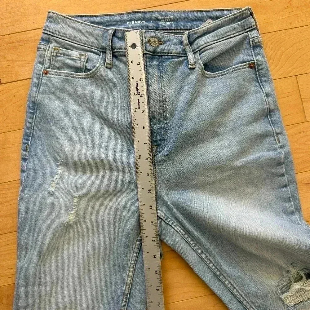 Old Navy Higher High Rise Flare Secret Smooth Pocket Womens Jean Size 6 - Picture 5 of 7